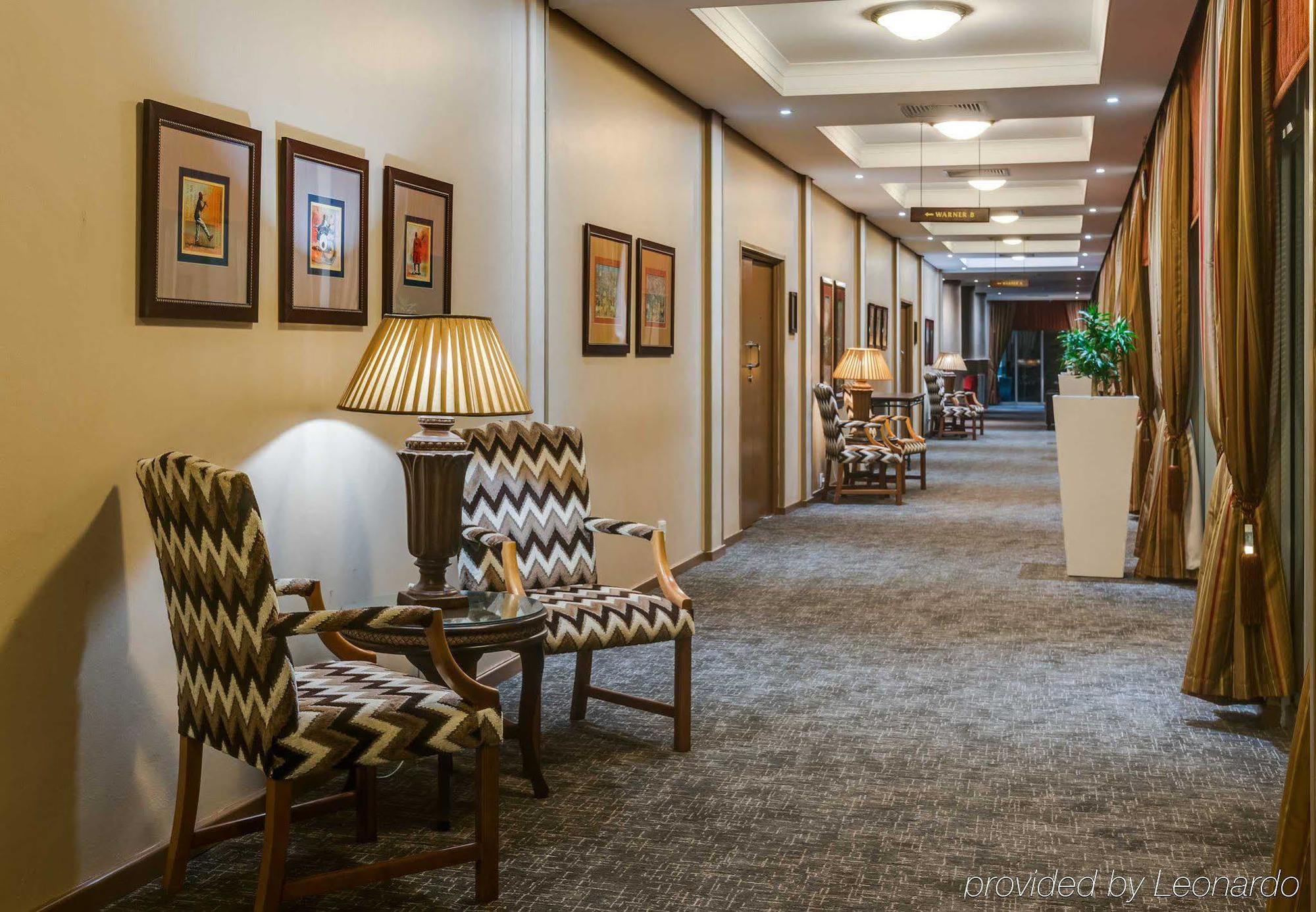 Protea Hotel By Marriott Karridene Beach Amanzimtoti Bagian luar foto
